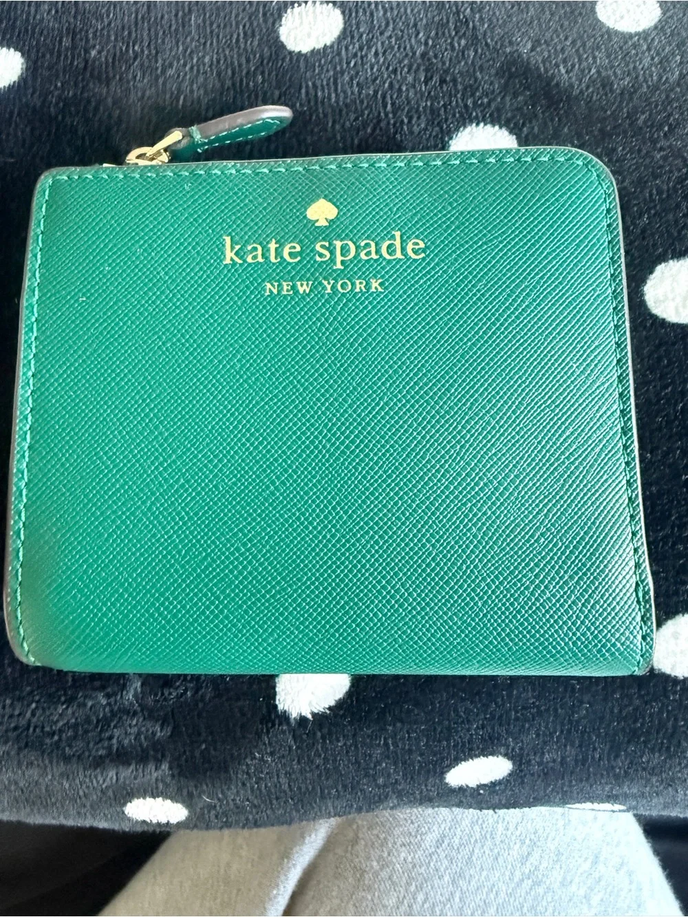 kate spade emerald green zip-around compact wallet